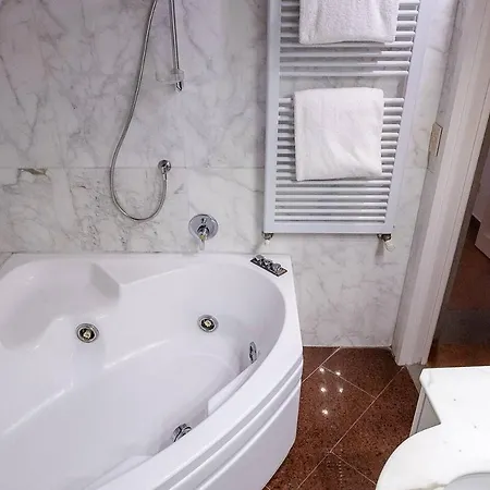 Acacia - Adelfa Apartament